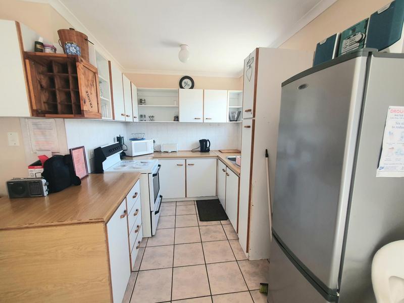 2 Bedroom Property for Sale in Middedorp Western Cape